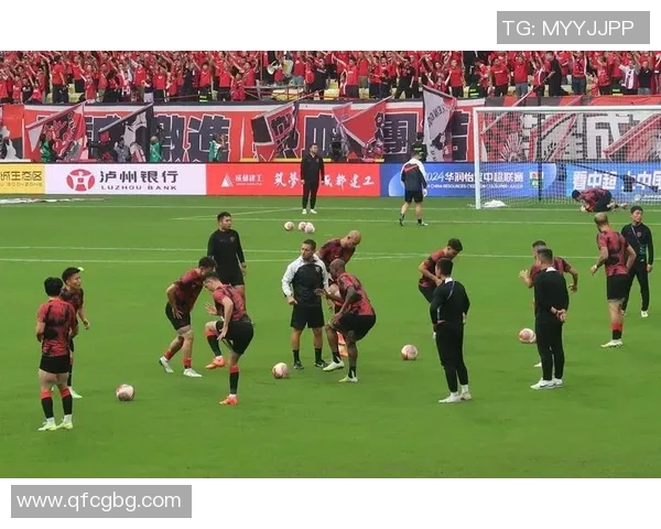 成都足球队荣登全国足球力量排行榜第三名引发热议